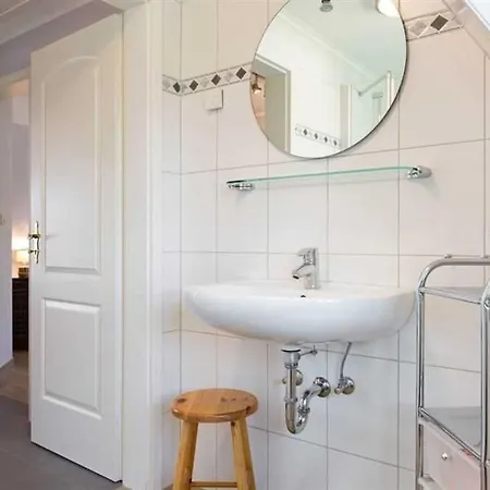 Ferienhaus Haushaelfte 24 Id 164